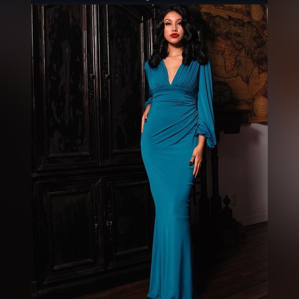 Pinup Couture PUG Laura Byrnes Gia Gown In Peacock Teal Size S NWOT